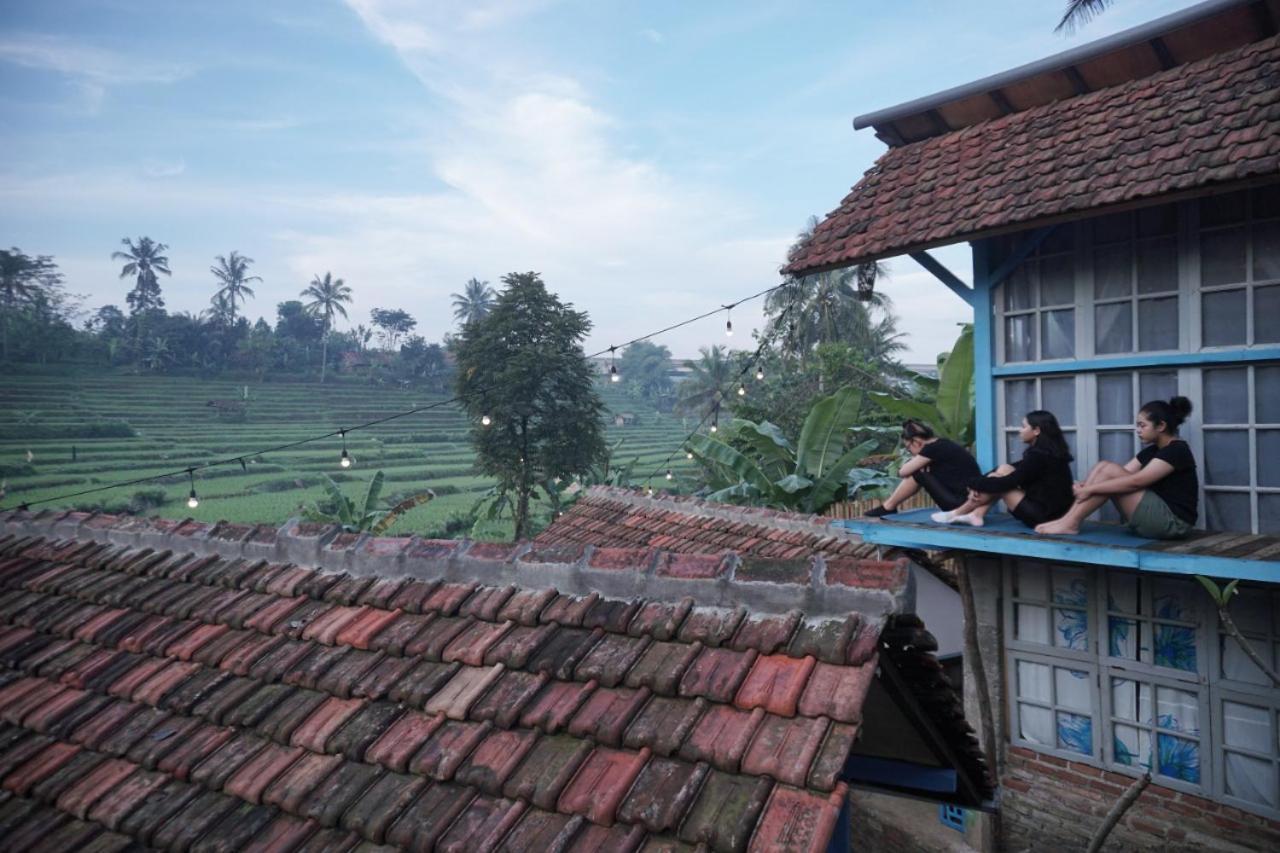 Kai Swargaloka Hotel บันดุง ภายนอก รูปภาพ