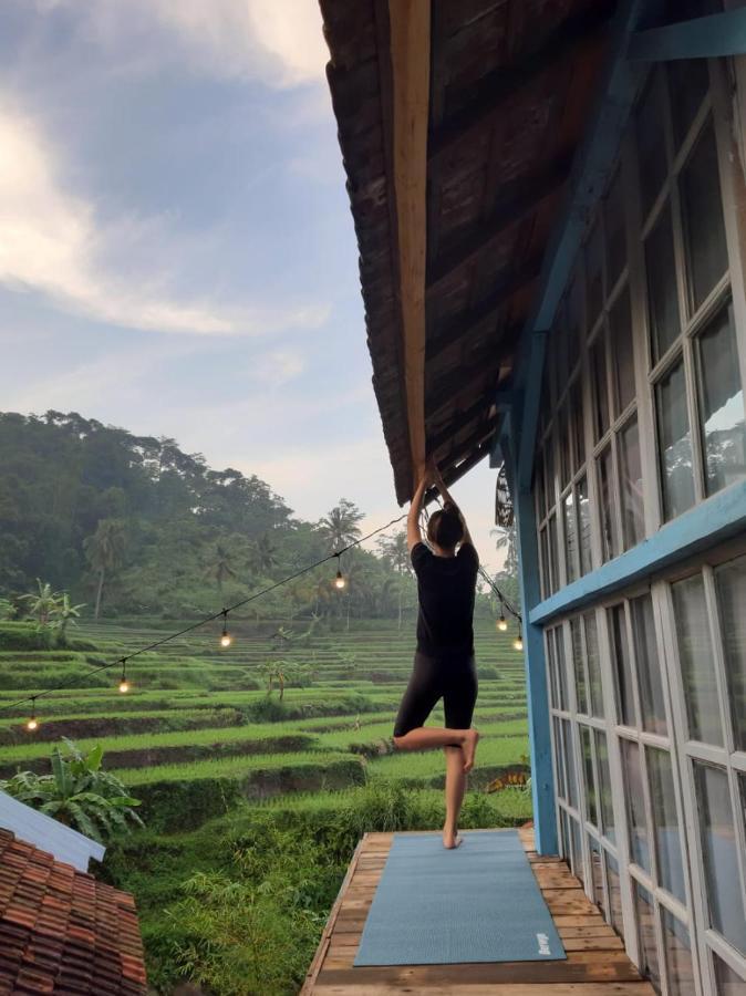 Kai Swargaloka Hotel บันดุง ภายนอก รูปภาพ
