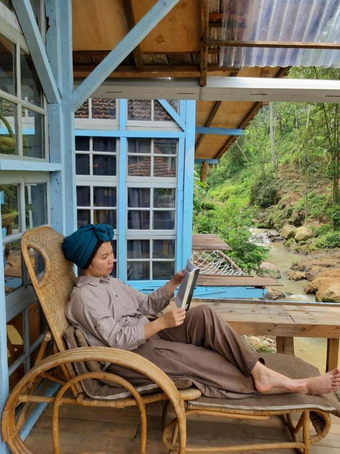 Kai Swargaloka Hotel บันดุง ภายนอก รูปภาพ