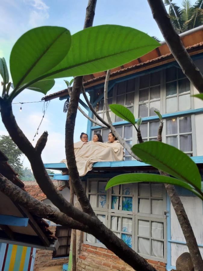 Kai Swargaloka Hotel บันดุง ภายนอก รูปภาพ