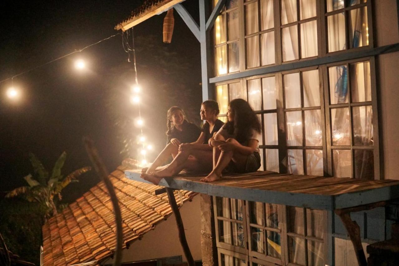 Kai Swargaloka Hotel บันดุง ภายนอก รูปภาพ