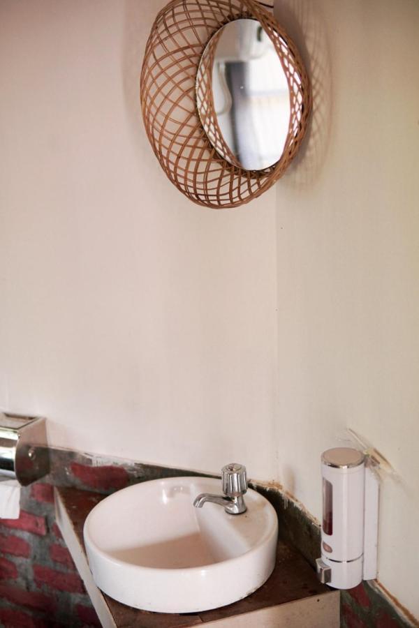 Kai Swargaloka Hotel บันดุง ภายนอก รูปภาพ